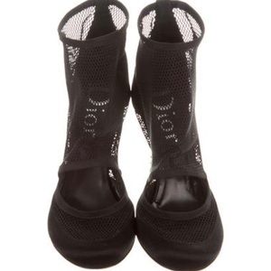 Dior in Satin & Mesh